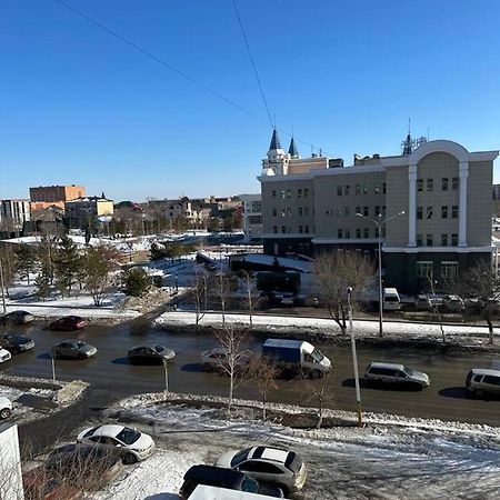 Новая современная квартира в центре города Костанай Екстер'єр фото